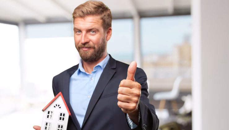 Gayrimenkul Danışmanı Seçmenin Önemi: Yatırımınızı Güvenceye Alın