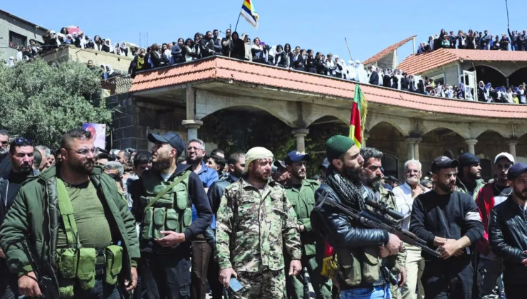 ABD’li Bakan ‘iç savaş yakın’ dedi, Suriye’de vali rehin alındı!