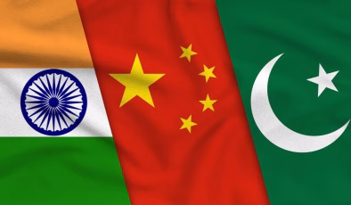 Çin’den Pakistan’la Hindistan’a itidal çağrısı