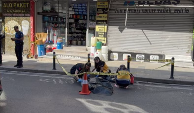 Fenalaşan yaya yola düştü… Servis ezdi öldürdü | SON DAKİKA HABERLER | Son dakika haberleri