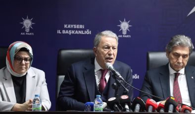 Hulusi Akar’dan PKK’nın feshiyle ilgili açıklama