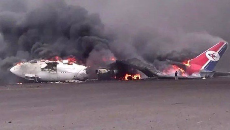 İsrail, Yemen’e ait son yolcu uçağını vurdu