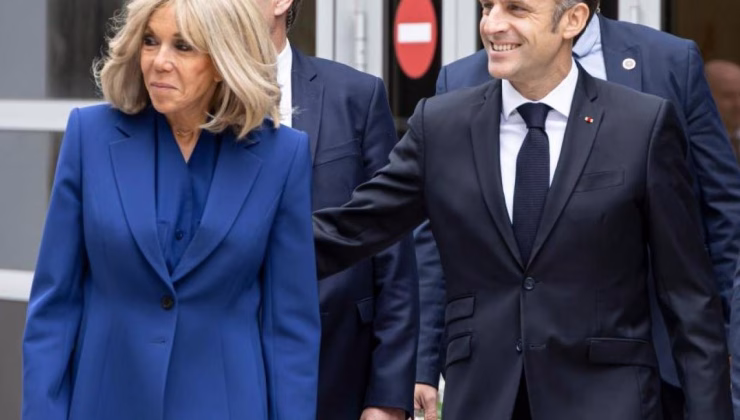 Macron’dan yumruk açıklaması: “Şakalaşıyorduk”