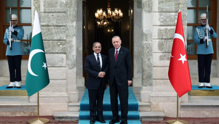 Şahbaz Şerif’ten  Türkiye’ye dostluk mesajı!