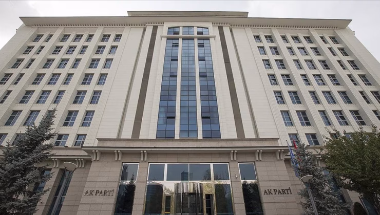 AK Parti Anayasa Komisyonu toplandı