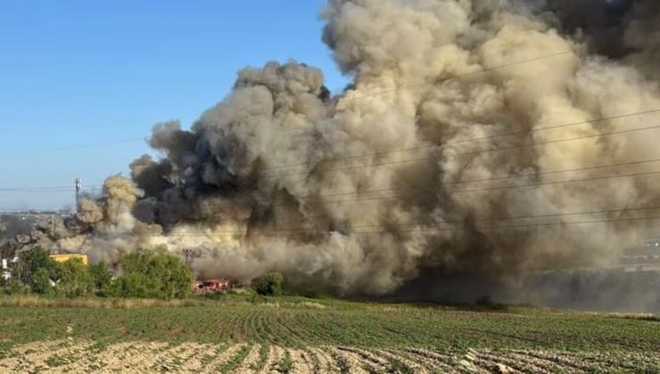 Arnavutköy'de lojistik deposunda çıkan yangın söndürüldü – Güncel haberler | Son dakika haberleri