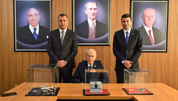 Bahçeli Ülkü Ocakları’nı ziyaret etti