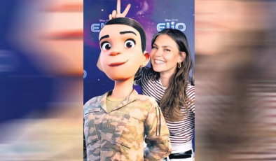 Enver galaksiler arasında