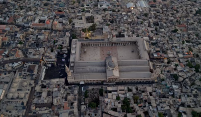 Esed’in yıkılmasının ardından Suriye’de ilk Kurban Bayramı namazı