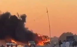 Pakistan’da bombalı saldırı! 13 asker öldü