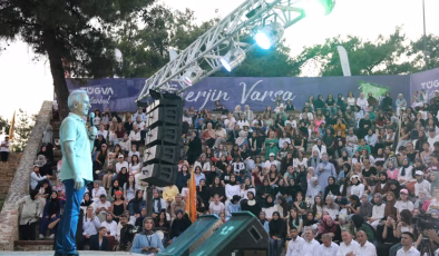 Bakan Uraloğlu, Edirne’de gençlerle bir araya geldi
