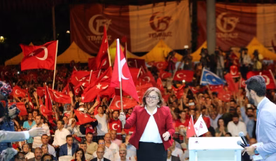 Fatma Şahin’den 15 Temmuz mesajı: ‘Tarihi bir duruştur’