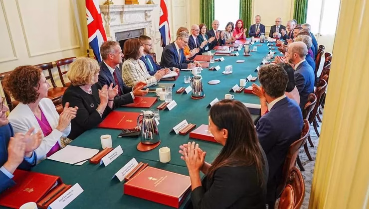 İngiltere’de kabine bu kez Gazze için toplanıyor!