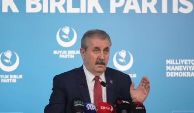 Mustafa Destici’den Kıbrıs mesajı