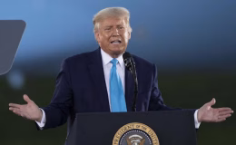 Trump’tan Zelenskiy’e Rusya uyarısı…Moskova’yı hedef almamalı!