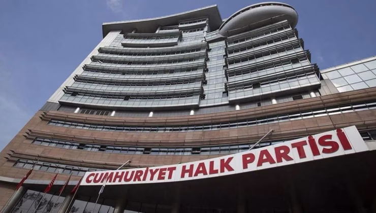 Yolsuzluk ve rüşvet operasyonları sonrası CHP’de MYK ile toplandı