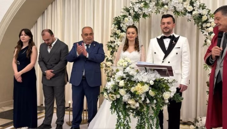 AK Partili Milletvekilinden CHP’li Başkana Atatürk ayarı: Salondan alkış yükseldi