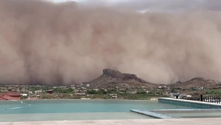 Arizona’da 55 bin kişi elektriksiz kaldı… Toz fırtınası hayatı felç etti!