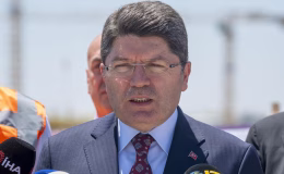 Bakan Tunç’tan Özgür Özel’e sert sözler: CHP yalan merkezine dönmüş durumda