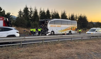 Bolu’da yolcu otobüsü ile kamyon çarpıştı: 1 ölü, 10 yaralı