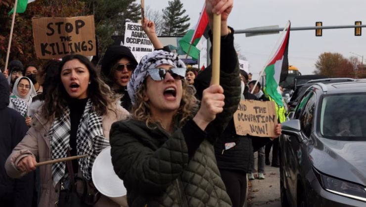 Gazze’yi destekleyenlere vize ambargosu: Binlerce öğrenci sınır dışı edildi!