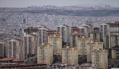 Konut talebi bayram sonrası arttı, reel fiyatlar düşüşünü sürdürüyor