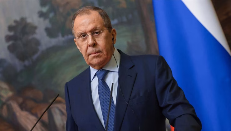 Lavrov’dan Putin-Zelenskiy görüşmesi açıklaması: ‘Zirve planı yok!’