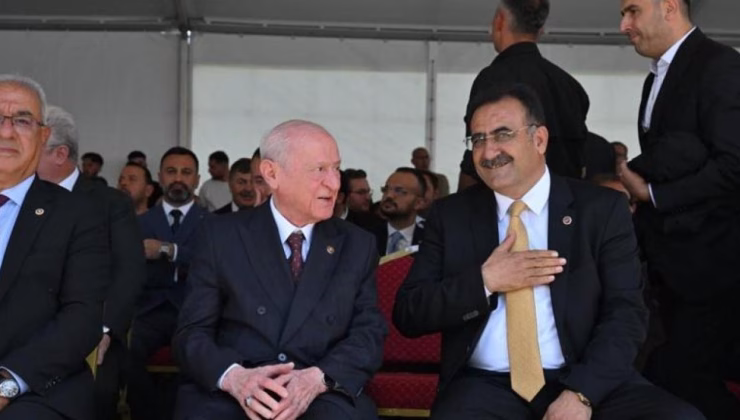 MHP paylaştı: Malazgirt’te törene damga vuran fotoğraf