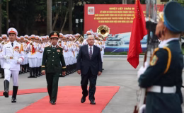 Bakan Güler, Vietnam’da!