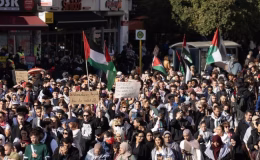 Berlin’de 100 binler Gazze dedi!