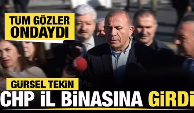 Gürsel Tekin, CHP İstanbul İl binasına giriş yaptı