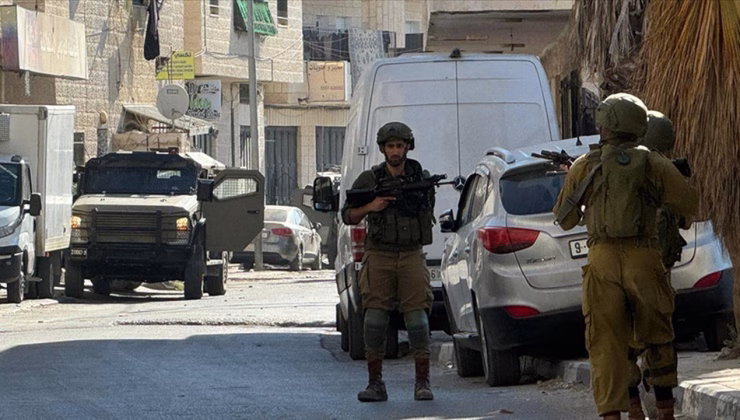 İsrail ordusu, Batı Şeria’nın El-Bire ve Nablus kentlerine baskın düzenledi