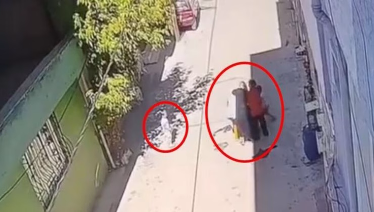 Kucağında çocuğu vardı… Kadından kadına şiddet!