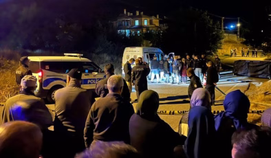 Evlerinin önünde silahlı saldırıya uğradılar