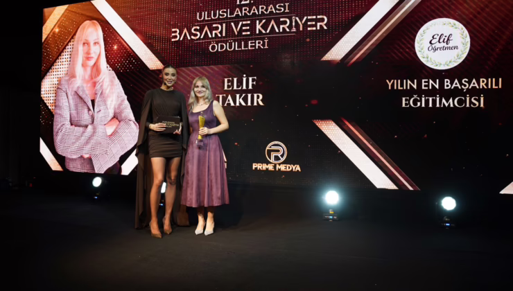 Dijital Eğitimin Yıldızı Elif Öğretmen’e Büyük Ödül