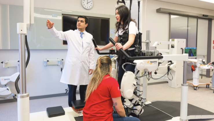 Doç. Dr. Mustafa Çorum: “Felç Sonrası Erken Başlanan Robotik Tedavi İyileşme Sürecini Hızlandırıyor”